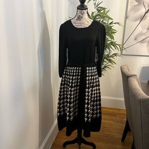 Danny & Nicole Monochrome Houndstooth Dress